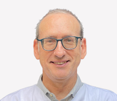 Dr. Carlos Nicolau